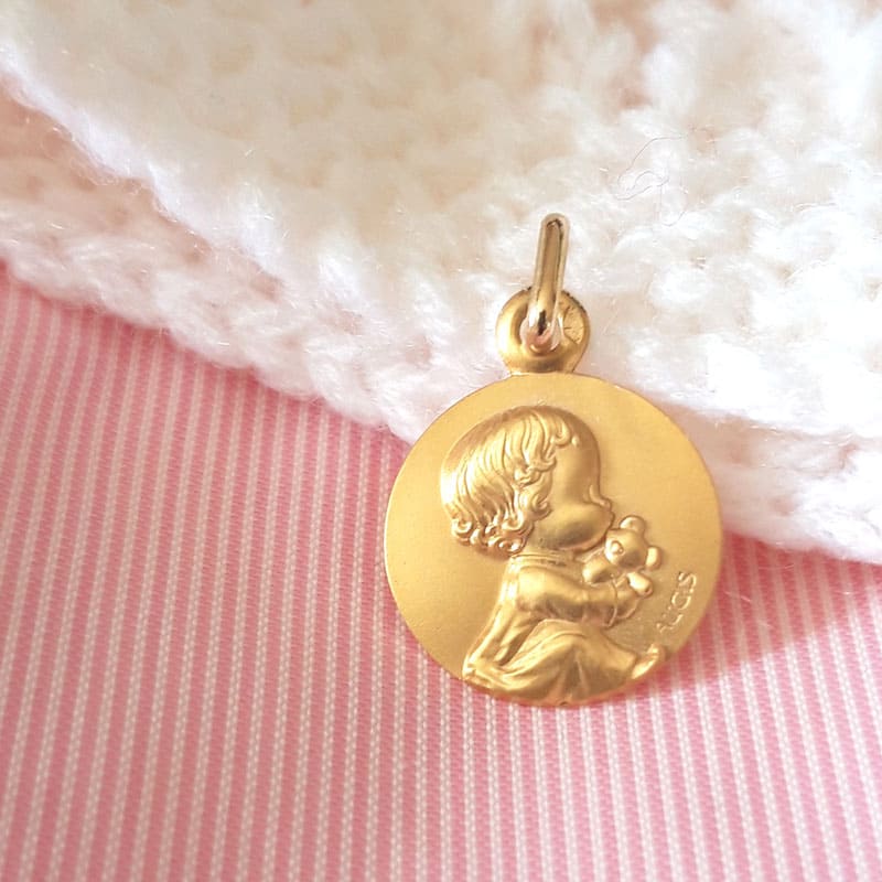 Médaille de baptême en or pour bébé